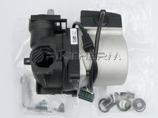 Циркуляційний насос Vaillant 178983 turboTEC atmoTEC ecoTEC Plus 0010030632  фото